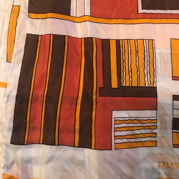 Geometric Pattern Scarf - Multicolor - Picture 3 of 5